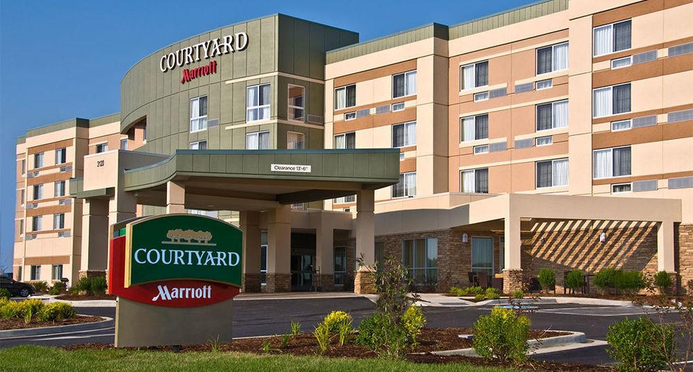 מלון Courtyard By Marriott הוט ספרינגס מראה חיצוני תמונה