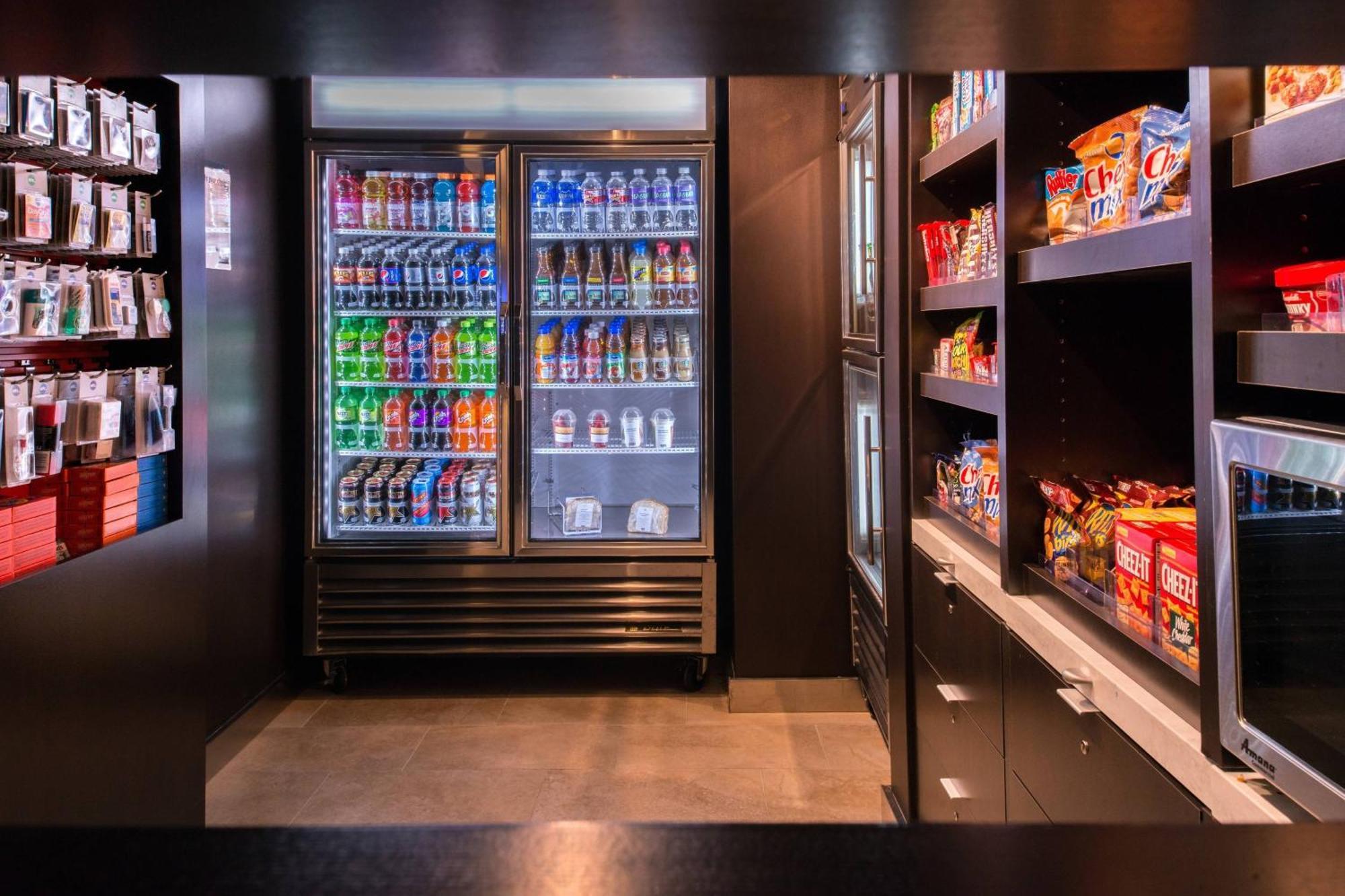 מלון Courtyard By Marriott הוט ספרינגס מראה חיצוני תמונה